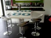 Philippe Nourisson, Menuisier- - agencement-decoration-interieur - catalogue-espace-cuisine - Cuisine laquée blanc satin
