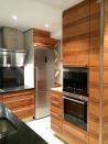 Philippe Nourisson, Menuisier- - agencement-decoration-interieur - catalogue-espace-cuisine - Cuisine dans une verrière