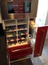 Philippe Nourisson, Menuisier- - agencement-decoration-interieur - catalogue-espace-cuisine - Cuisine stratifié rouge