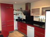 Philippe Nourisson, Menuisier- - agencement-decoration-interieur - catalogue-espace-cuisine - Cuisine stratifié rouge