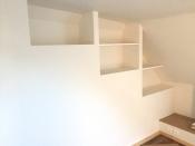 Philippe Nourisson, Menuisier- - agencement-decoration-interieur - catalogue-placard-dressing - Rayonnage dans des rampants